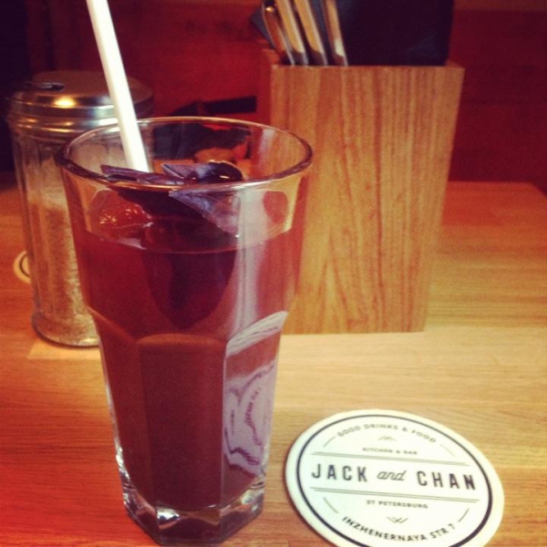 Ресторанный сервис бронирования столиков menu-rest.com - Интерьер ресторана "Jack & Chan"