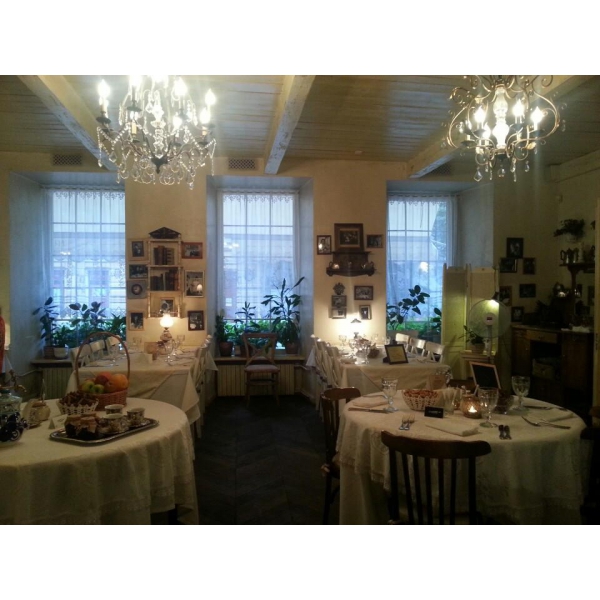 Ресторанный сервис бронирования столиков menu-rest.com - Интерьер ресторана "Мари Vanna"