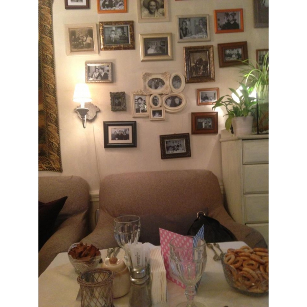 Ресторанный сервис бронирования столиков menu-rest.com - Интерьер ресторана "Мари Vanna"