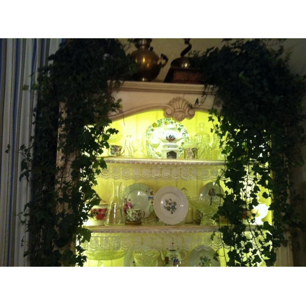 Ресторанный сервис бронирования столиков menu-rest.com - Интерьер ресторана "Мари Vanna"