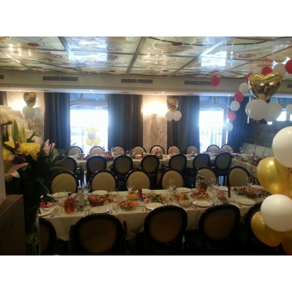 Ресторанный сервис бронирования столиков menu-rest.com - Интерьер ресторана "Нож справа, вилка слева"