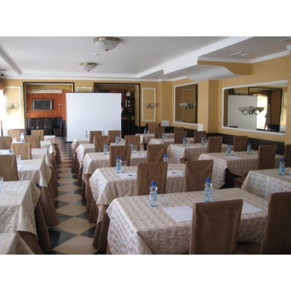 Ресторанный сервис бронирования столиков menu-rest.com - Интерьер ресторана "Астерия"