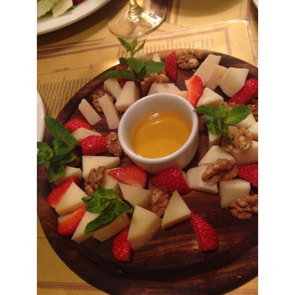 Ресторанный сервис бронирования столиков menu-rest.com - Интерьер ресторана "Chipollino"