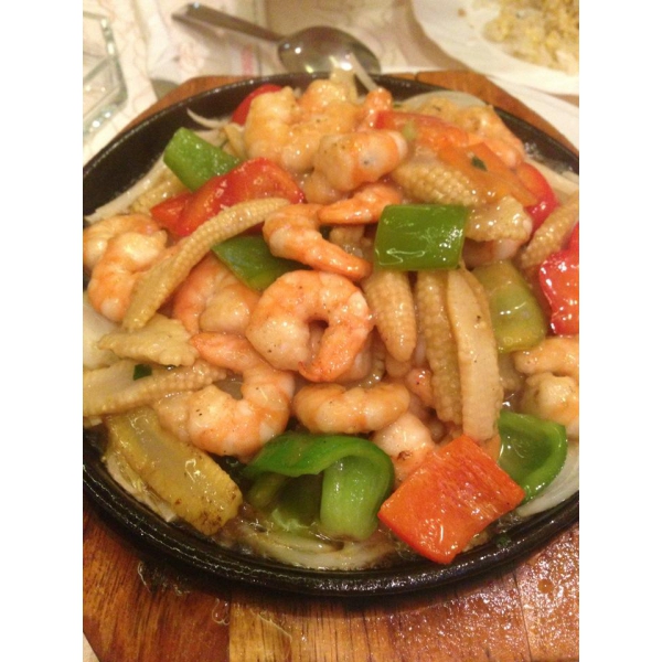 Ресторанный сервис бронирования столиков menu-rest.com - Интерьер ресторана "Макао"