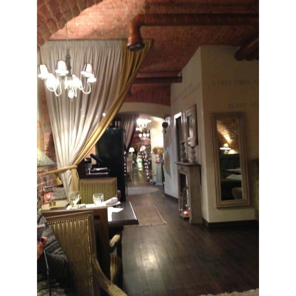 Ресторанный сервис бронирования столиков menu-rest.com - Интерьер ресторана "Legran"