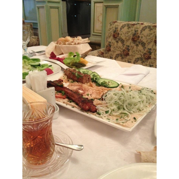 Ресторанный сервис бронирования столиков menu-rest.com - Интерьер ресторана "Абрикос"