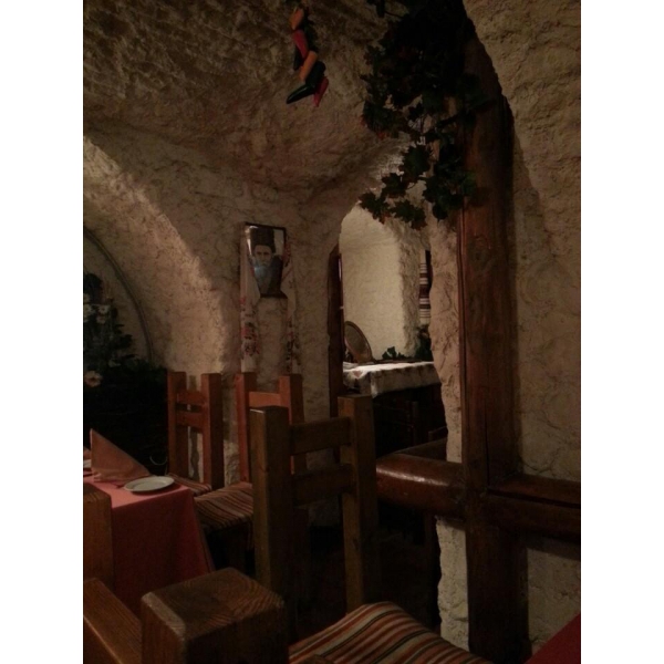 Ресторанный сервис бронирования столиков menu-rest.com - Интерьер ресторана "Шинок"