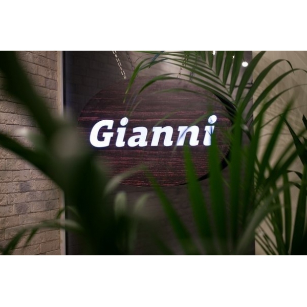 Ресторанный сервис бронирования столиков menu-rest.com - Интерьер ресторана "Gianni"