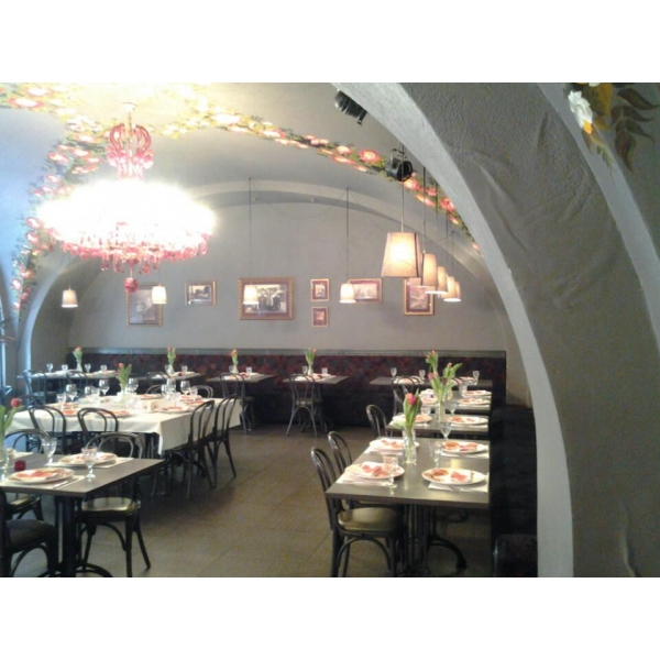 Ресторанный сервис бронирования столиков menu-rest.com - Интерьер ресторана "Садко"