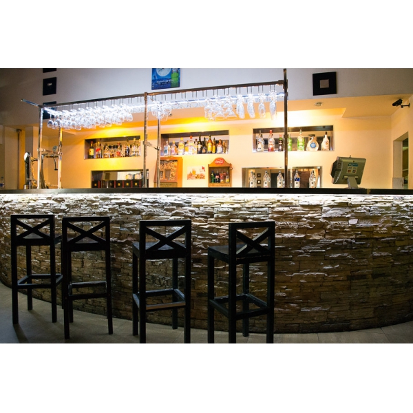 Ресторанный сервис бронирования столиков menu-rest.com - Интерьер ресторана "Квадрат"