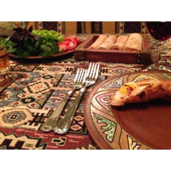 Ресторанный сервис бронирования столиков menu-rest.com - Интерьер ресторана "Эривань"