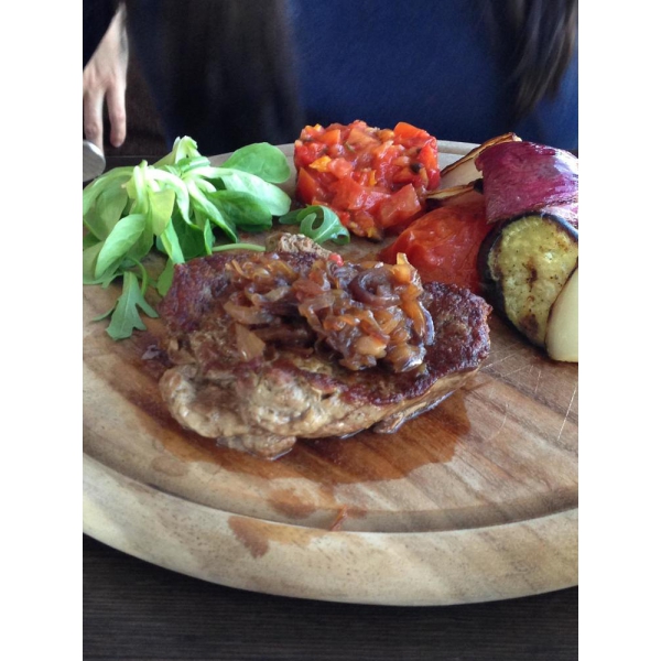 Ресторанный сервис бронирования столиков menu-rest.com - Интерьер ресторана "Трибуна"