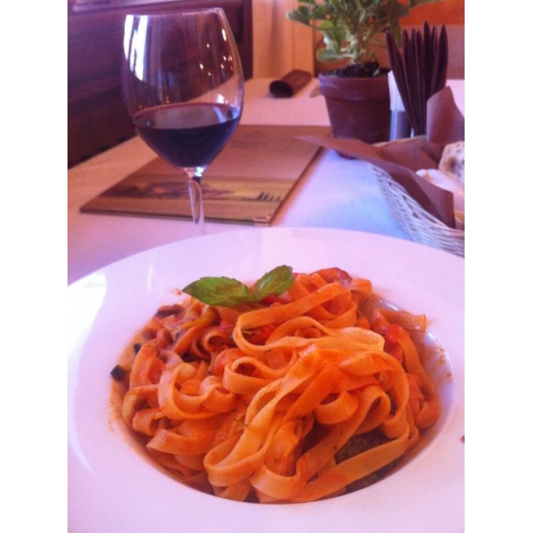 Ресторанный сервис бронирования столиков menu-rest.com - Интерьер ресторана "Trattoria Roberto"