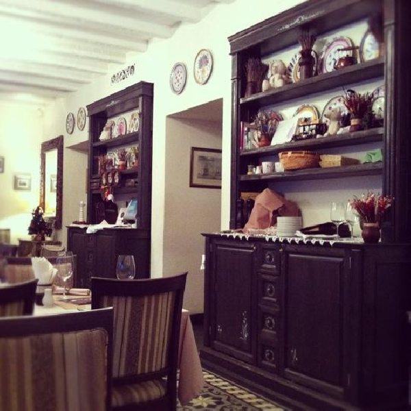 Ресторанный сервис бронирования столиков menu-rest.com - Интерьер ресторана "Марсельеза"