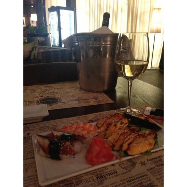 Ресторанный сервис бронирования столиков menu-rest.com - Интерьер ресторана "Апрель Cafe"