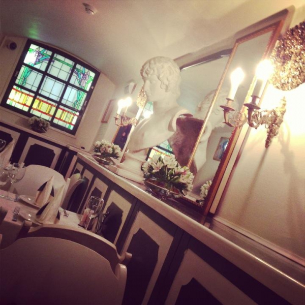 Ресторанный сервис бронирования столиков menu-rest.com - Интерьер ресторана "КЭТ"