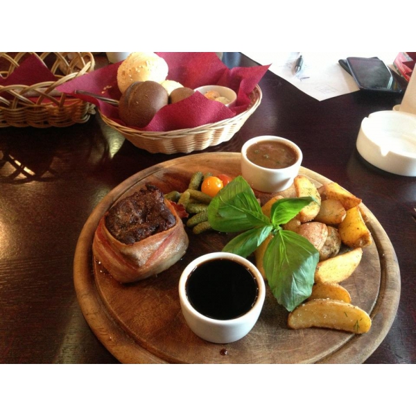 Ресторанный сервис бронирования столиков menu-rest.com - Интерьер ресторана "Alt velvet"