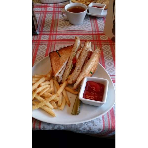 Ресторанный сервис бронирования столиков menu-rest.com - Интерьер ресторана "Ivanoff House"