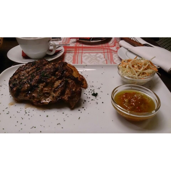 Ресторанный сервис бронирования столиков menu-rest.com - Интерьер ресторана "Ivanoff House"