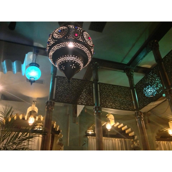 Ресторанный сервис бронирования столиков menu-rest.com - Интерьер ресторана "Эмираты"