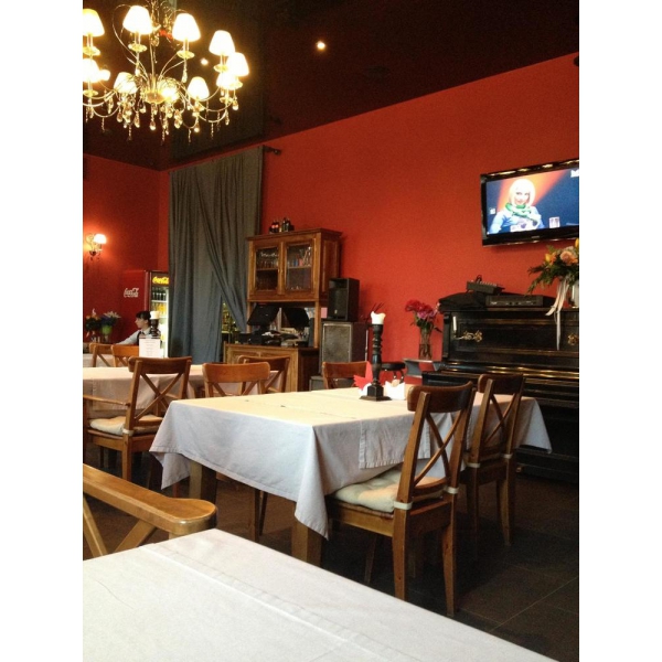 Ресторанный сервис бронирования столиков menu-rest.com - Интерьер ресторана "Романс-Кафе"