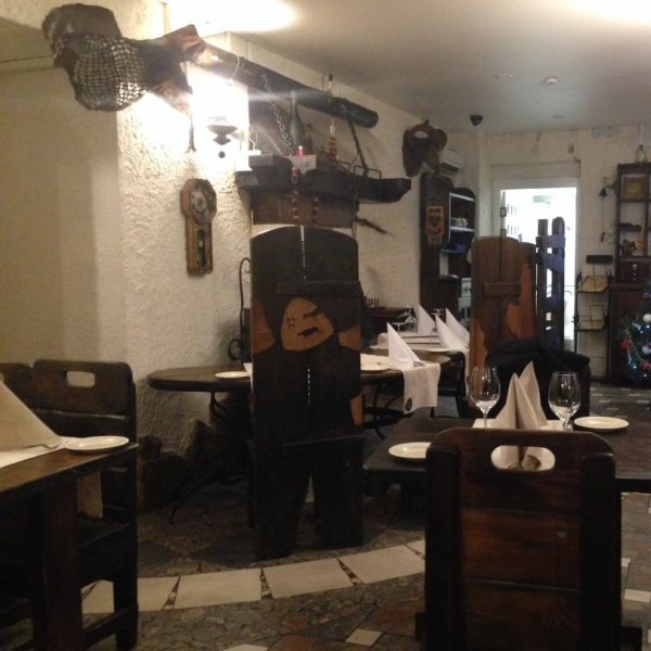 Ресторанный сервис бронирования столиков menu-rest.com - Интерьер ресторана "Удачный выстрел"