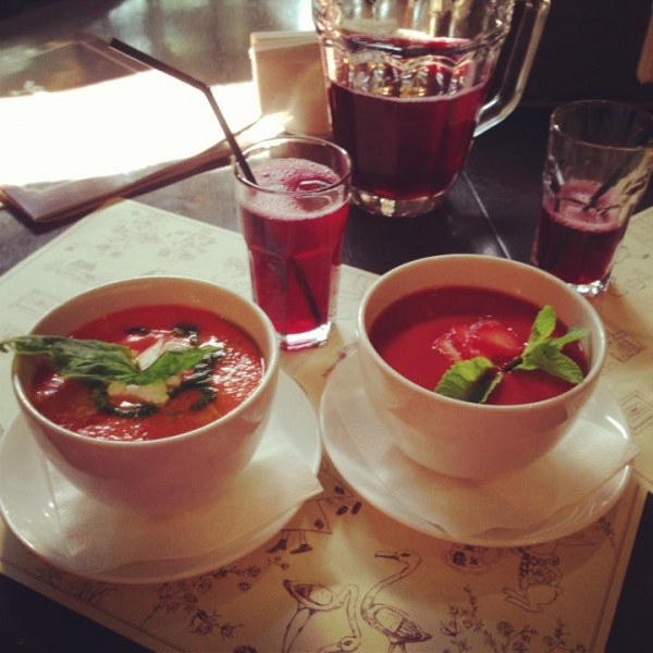 Ресторанный сервис бронирования столиков menu-rest.com - Интерьер ресторана "White Rabbit"