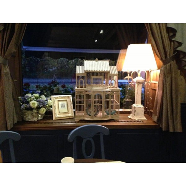 Ресторанный сервис бронирования столиков menu-rest.com - Интерьер ресторана "White Rabbit"