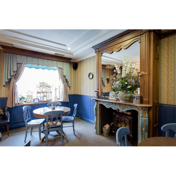 Ресторанный сервис бронирования столиков menu-rest.com - Интерьер ресторана "White Rabbit"