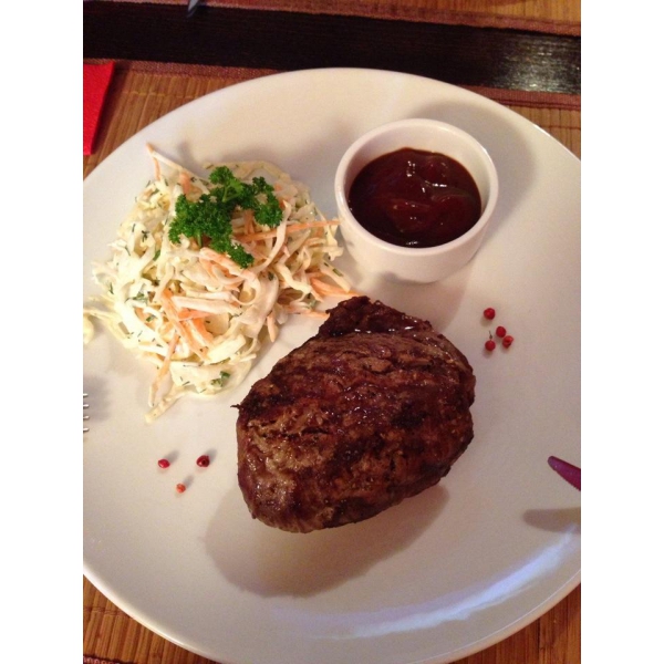 Ресторанный сервис бронирования столиков menu-rest.com - Интерьер ресторана "Из Маков"