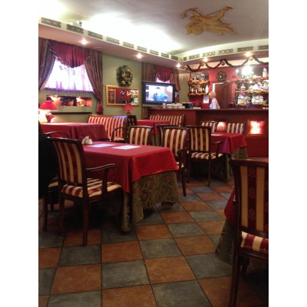 Ресторанный сервис бронирования столиков menu-rest.com - Интерьер ресторана "Кафе Драмы и Комедии"