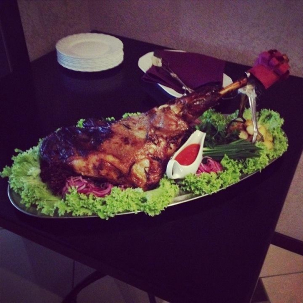 Ресторанный сервис бронирования столиков menu-rest.com - Интерьер ресторана "Кастом"