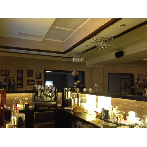 Ресторанный сервис бронирования столиков menu-rest.com - Интерьер ресторана "Кастом"