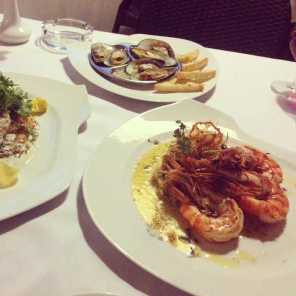 Ресторанный сервис бронирования столиков menu-rest.com - Интерьер ресторана "На Елисейских Полях"