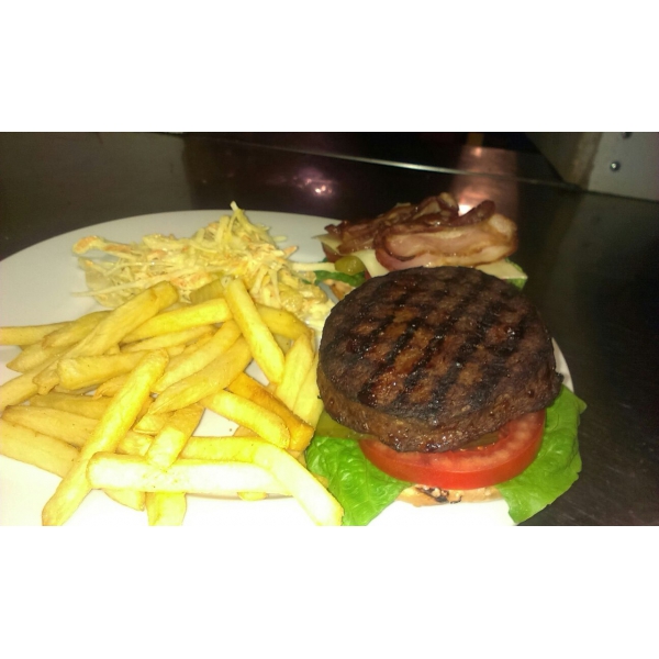 Ресторанный сервис бронирования столиков menu-rest.com - Интерьер ресторана "Кавалерия"