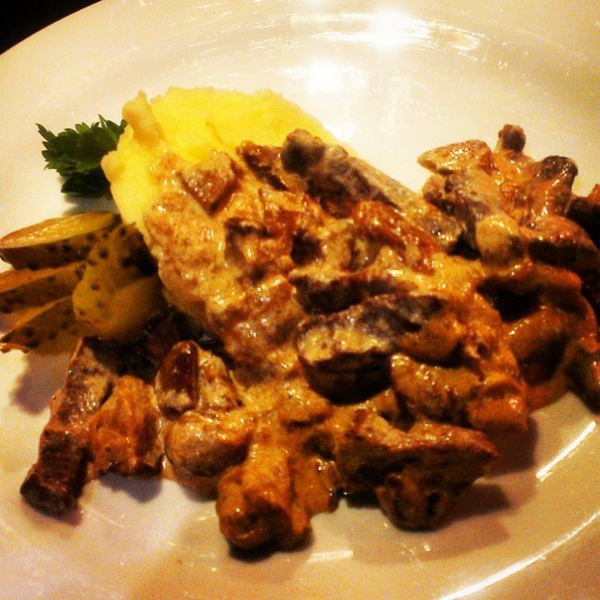 Ресторанный сервис бронирования столиков menu-rest.com - Интерьер ресторана "Кавалерия"