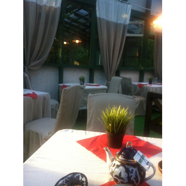 Ресторанный сервис бронирования столиков menu-rest.com - Интерьер ресторана "Белое солнце"