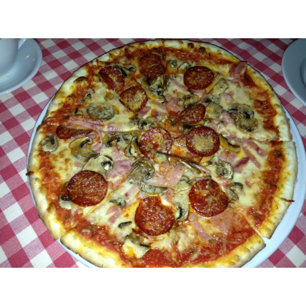 Ресторанный сервис бронирования столиков menu-rest.com - Интерьер ресторана "Mama Roma"