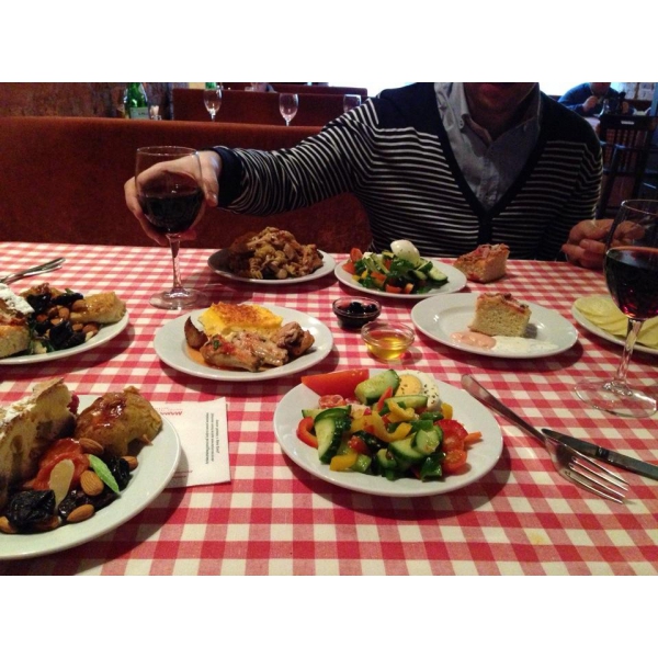 Ресторанный сервис бронирования столиков menu-rest.com - Интерьер ресторана "Mama Roma"