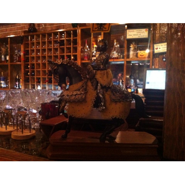 Ресторанный сервис бронирования столиков menu-rest.com - Интерьер ресторана "Эскалибур"