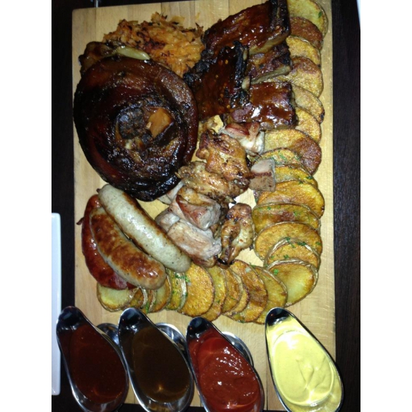 Ресторанный сервис бронирования столиков menu-rest.com - Интерьер ресторана "Munhell"