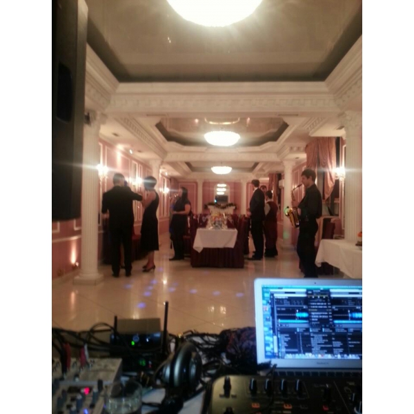 Ресторанный сервис бронирования столиков menu-rest.com - Интерьер ресторана "Империя"