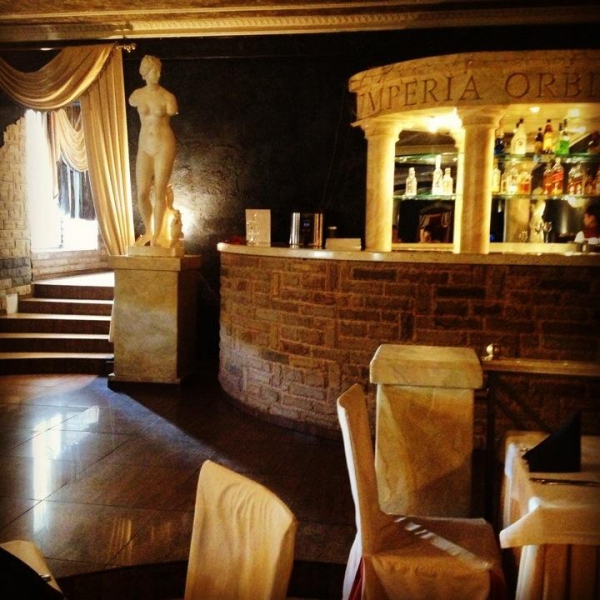 Ресторанный сервис бронирования столиков menu-rest.com - Интерьер ресторана "Империя"