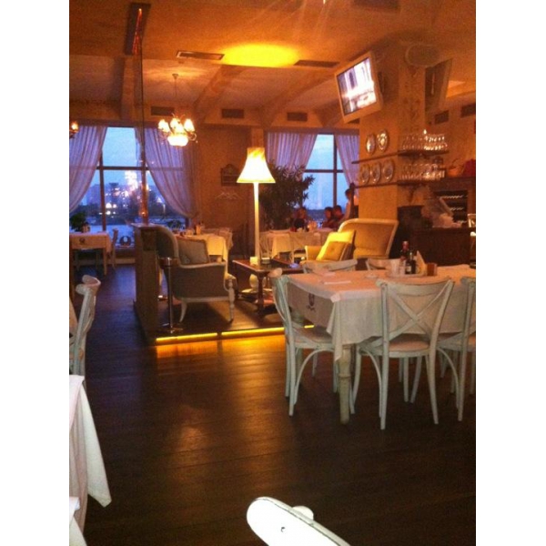 Ресторанный сервис бронирования столиков menu-rest.com - Интерьер ресторана "Монтенегро"