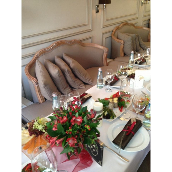 Ресторанный сервис бронирования столиков menu-rest.com - Интерьер ресторана "Villa Aston"