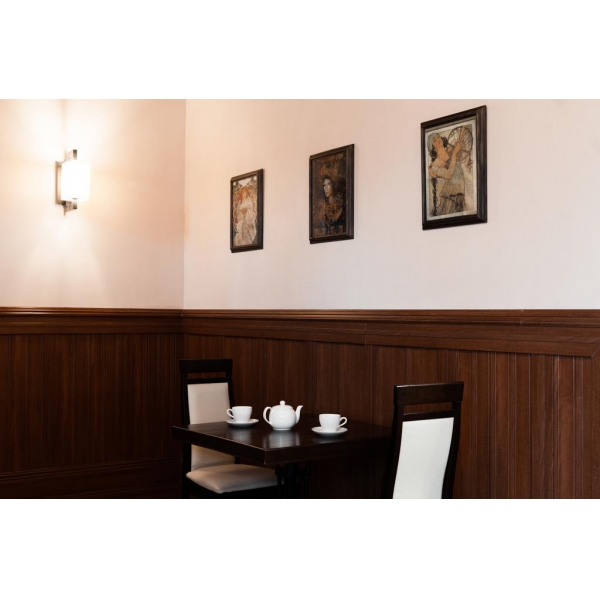 Ресторанный сервис бронирования столиков menu-rest.com - Интерьер ресторана "Априори"