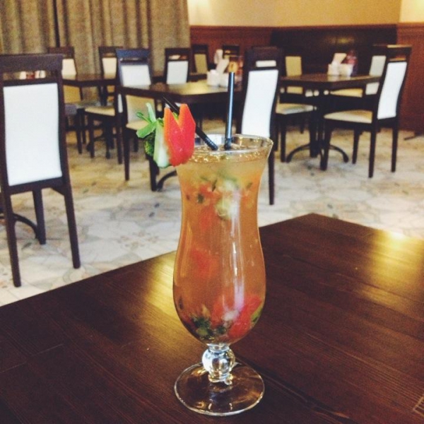 Ресторанный сервис бронирования столиков menu-rest.com - Интерьер ресторана "Априори"