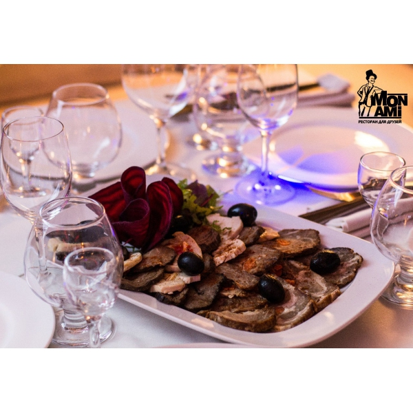 Ресторанный сервис бронирования столиков menu-rest.com - Интерьер ресторана "Mon Ami"