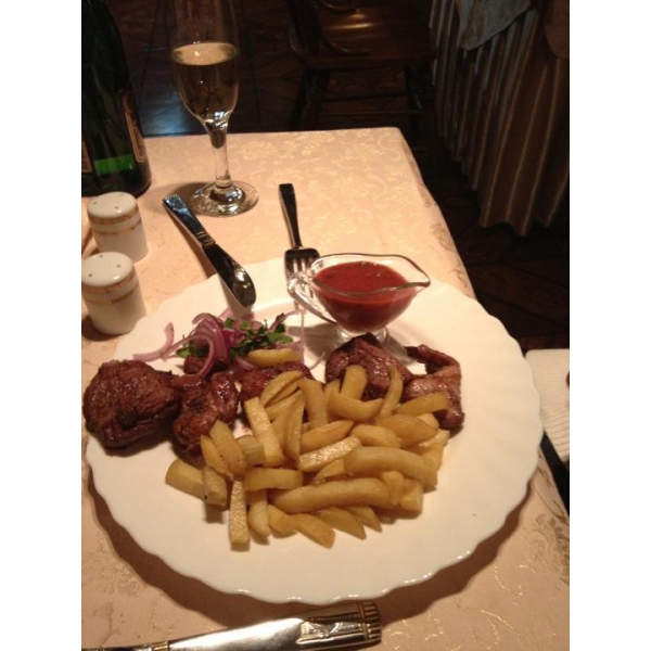 Ресторанный сервис бронирования столиков menu-rest.com - Интерьер ресторана "Saltan"