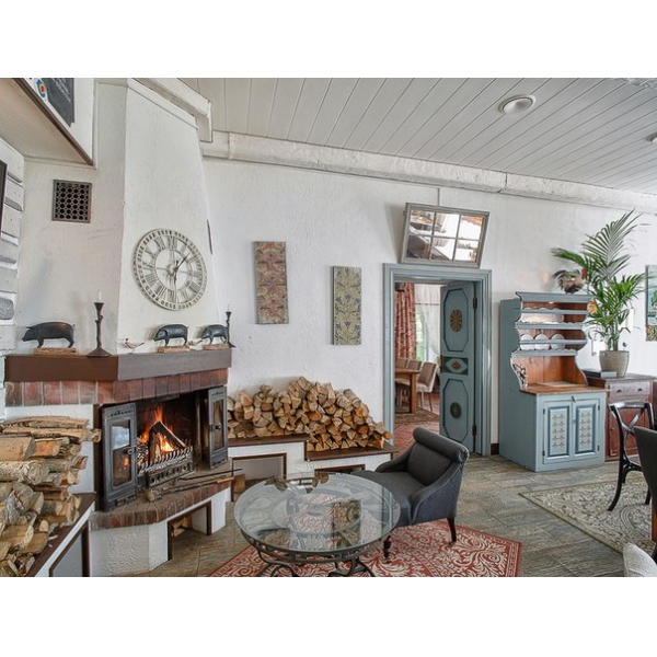 Ресторанный сервис бронирования столиков menu-rest.com - Интерьер ресторана "Legran Village"